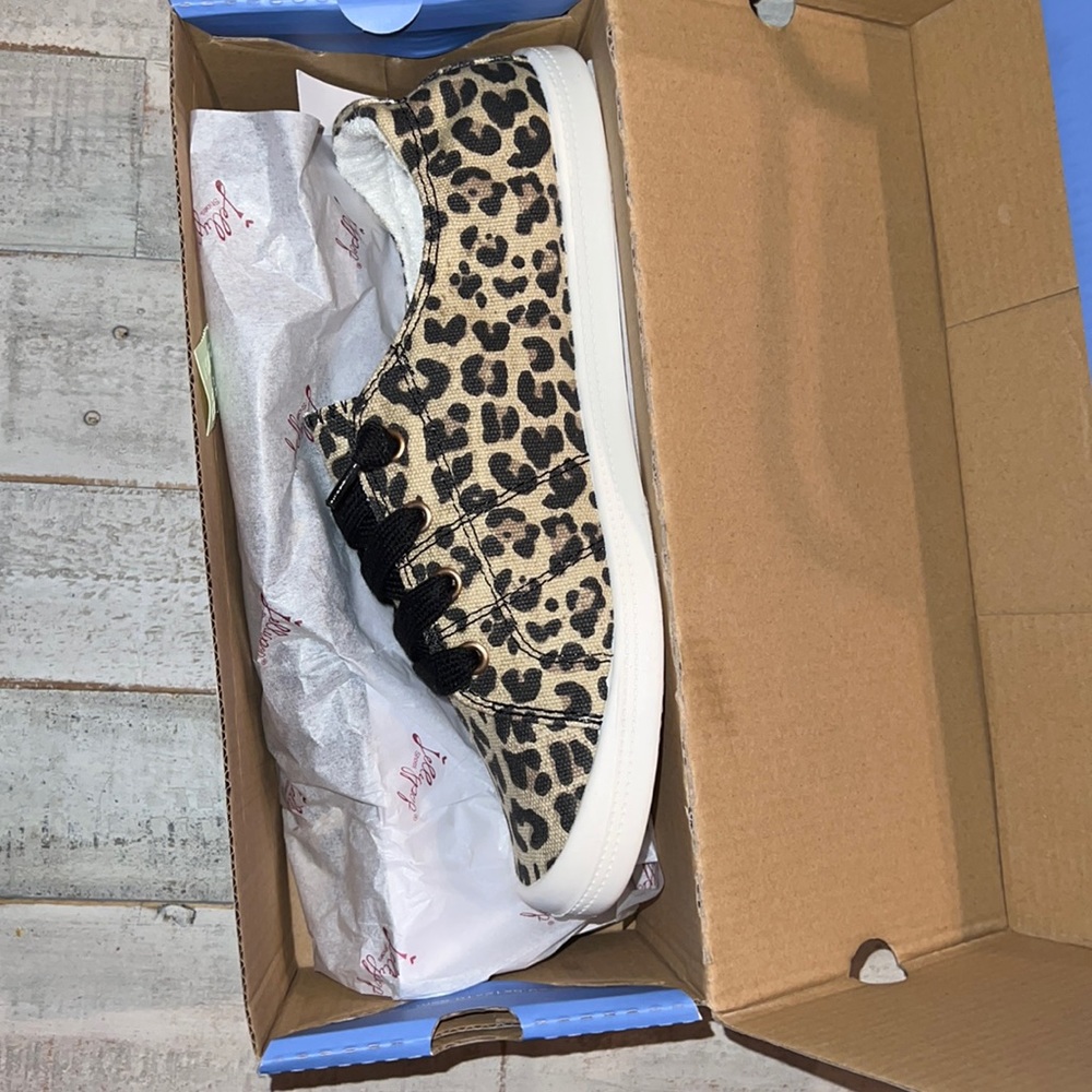 Jellypop Canvas Shoes/Sneakers